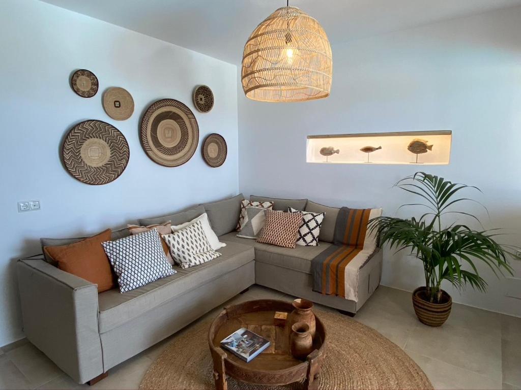 Villa Ypsilon Naxos - Luxury Holiday House With Amazing Sea View & Private Pool Agia Anna  ภายนอก รูปภาพ